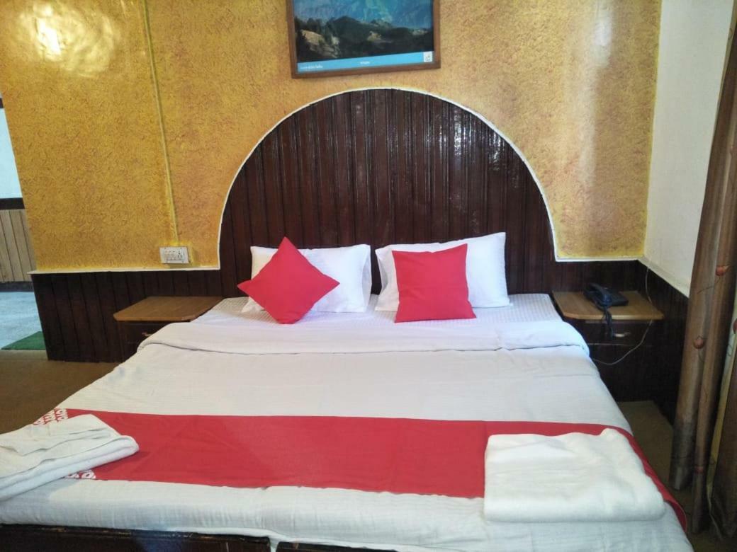 Hotel Mountain Inn Manali  Ngoại thất bức ảnh